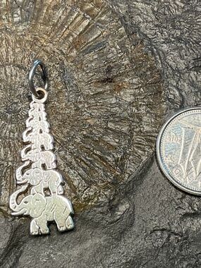 Elephant pendant .925